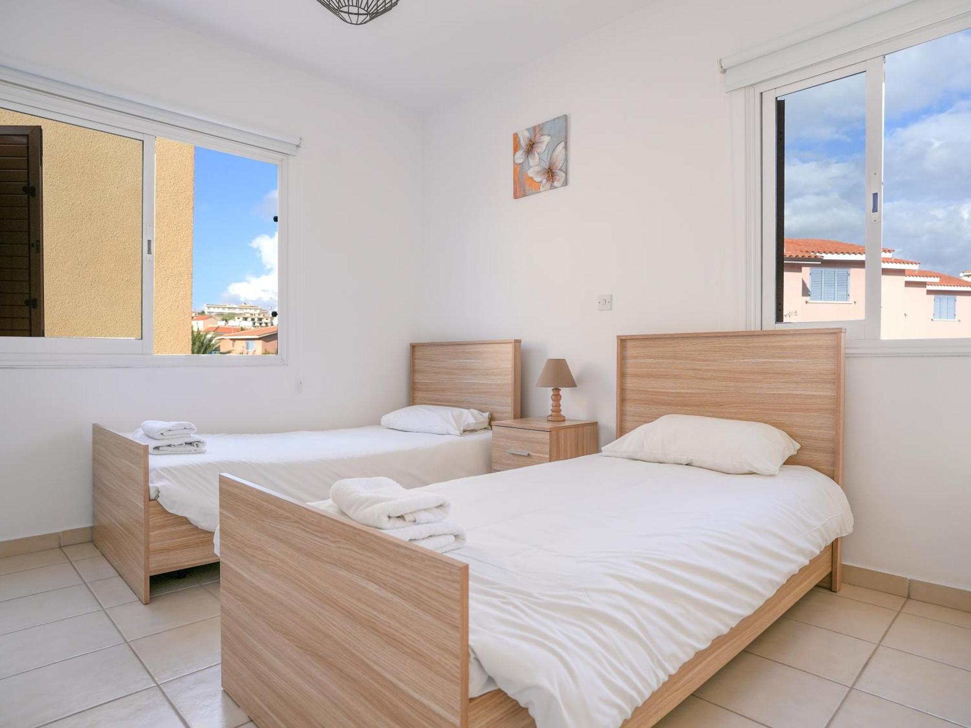 Apartamento Resitour - Regina Gardens Paphos Exterior foto